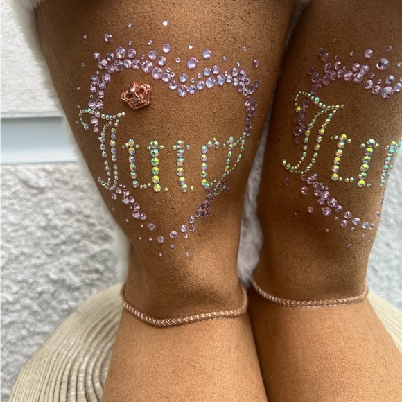 vintage y2k Juicy Couture fuzzy winter boots (rare find!) - Picture 5 of 5